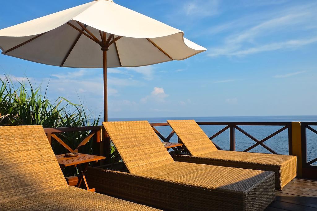 Villa Boreh Beach Resort And Spa Tejakula Exterior photo