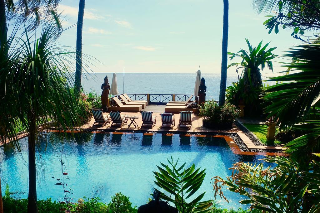 Villa Boreh Beach Resort And Spa Tejakula Exterior photo